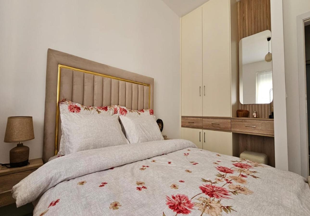 Value Living Apartment Ferizaj Exterior photo